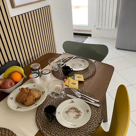 La Mansarda Apartment *